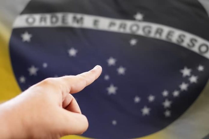 “Impossível”: relator de comissão fala sobre proibição de criptomoedas no Brasil