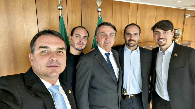 Renan Bolsonaro deve depor na CPI das pirâmides de criptomoedas